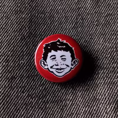 chapa Alfred E. Neuman