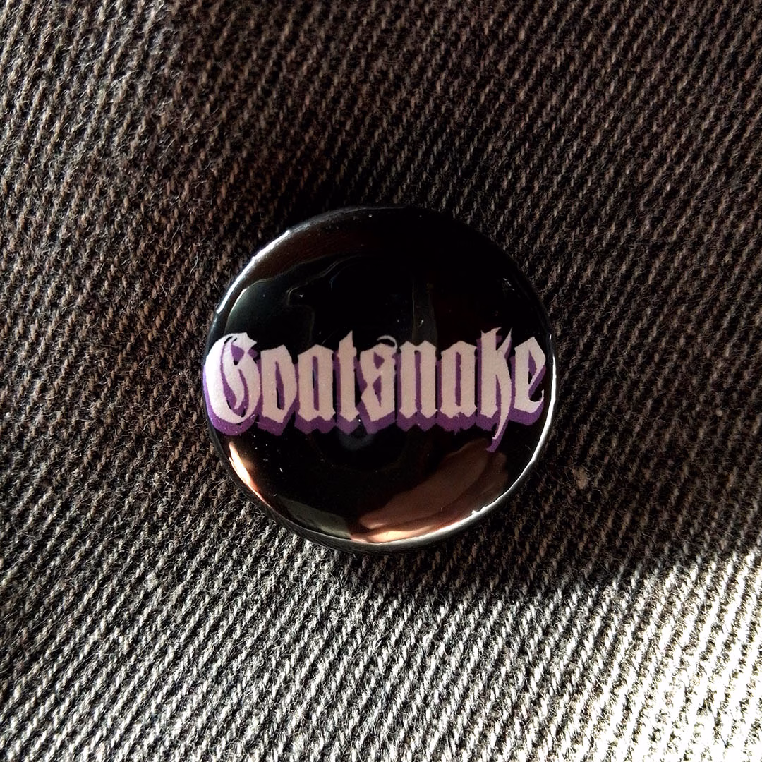 Chapa con alfiler Goatsnake